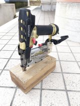 画像: 日立高圧ピンタッカ　NP55HM